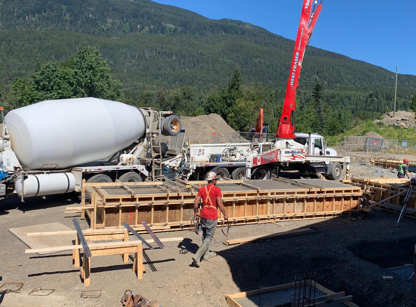 Technicon construction — foundations and flatwork